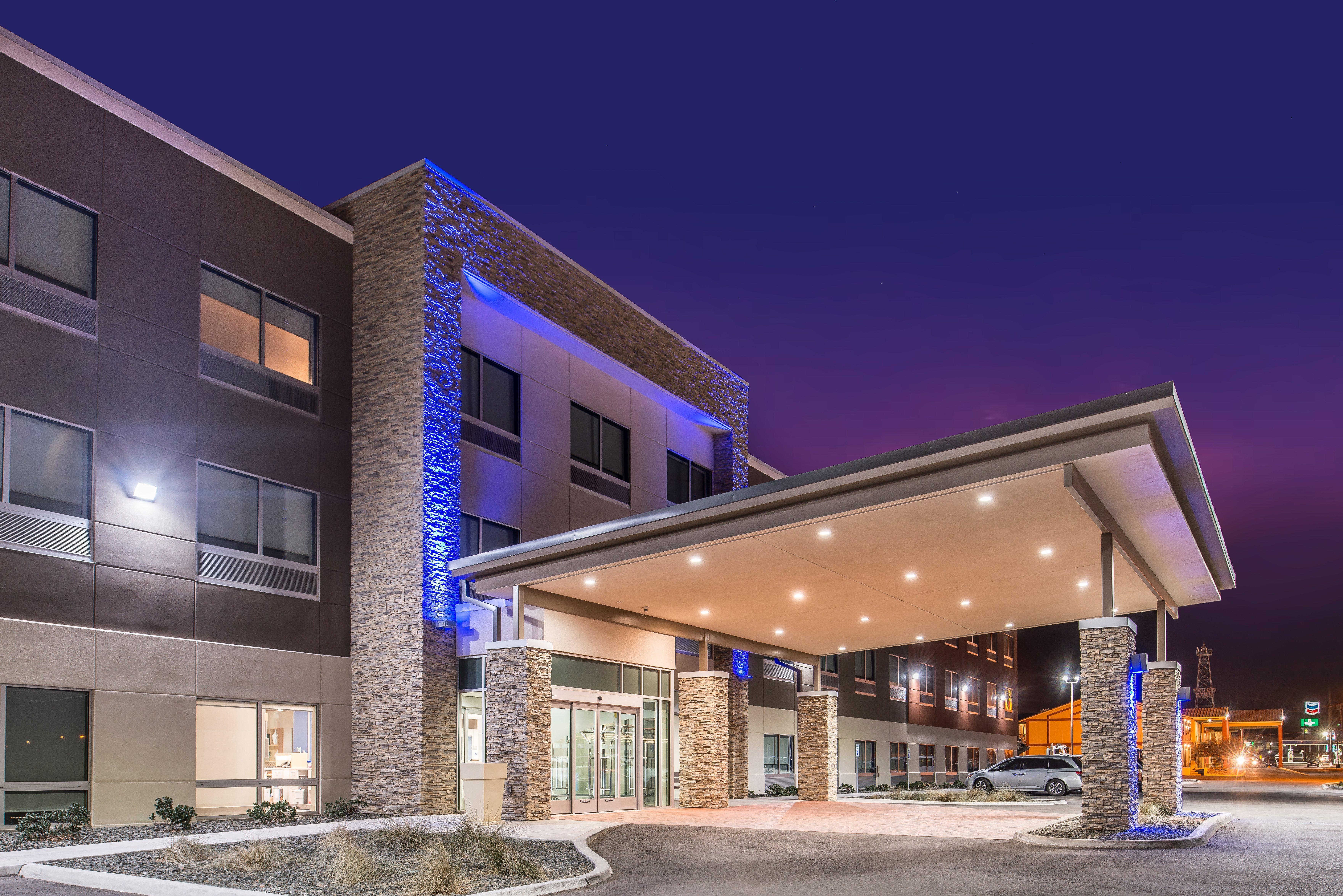 Holiday Inn Express & Suites - Van Horn By Ihg Bagian luar foto